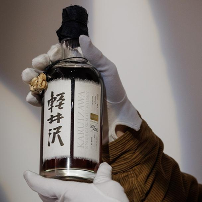 比麥卡倫更「硬核」？輕井澤堅持直火蒸餾的「匠心」如何鑄就日威傳奇